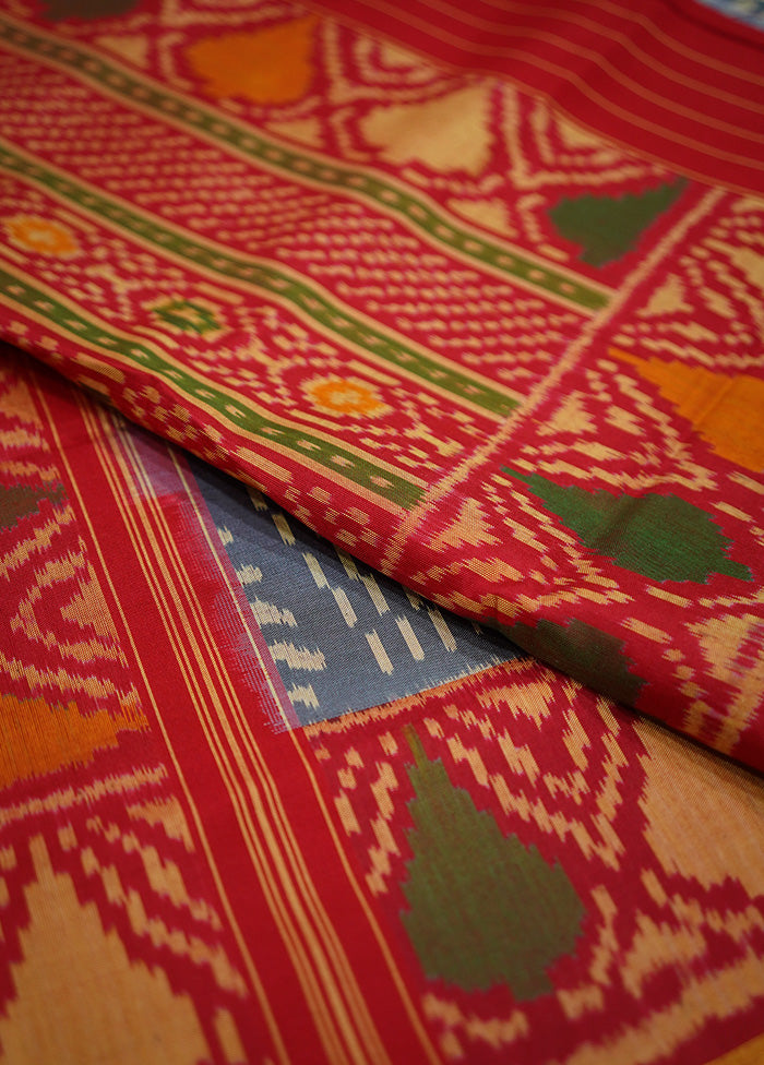 Grey Pochampally Pure Silk Saree With Blouse Piece