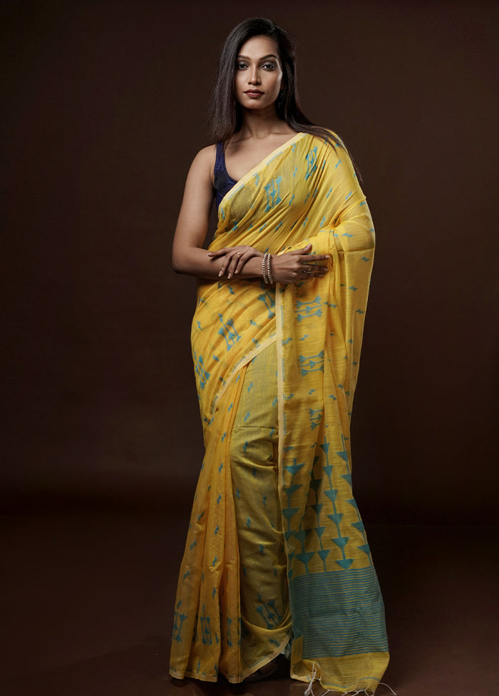 Yellow Cotton Saree With Blouse Piece