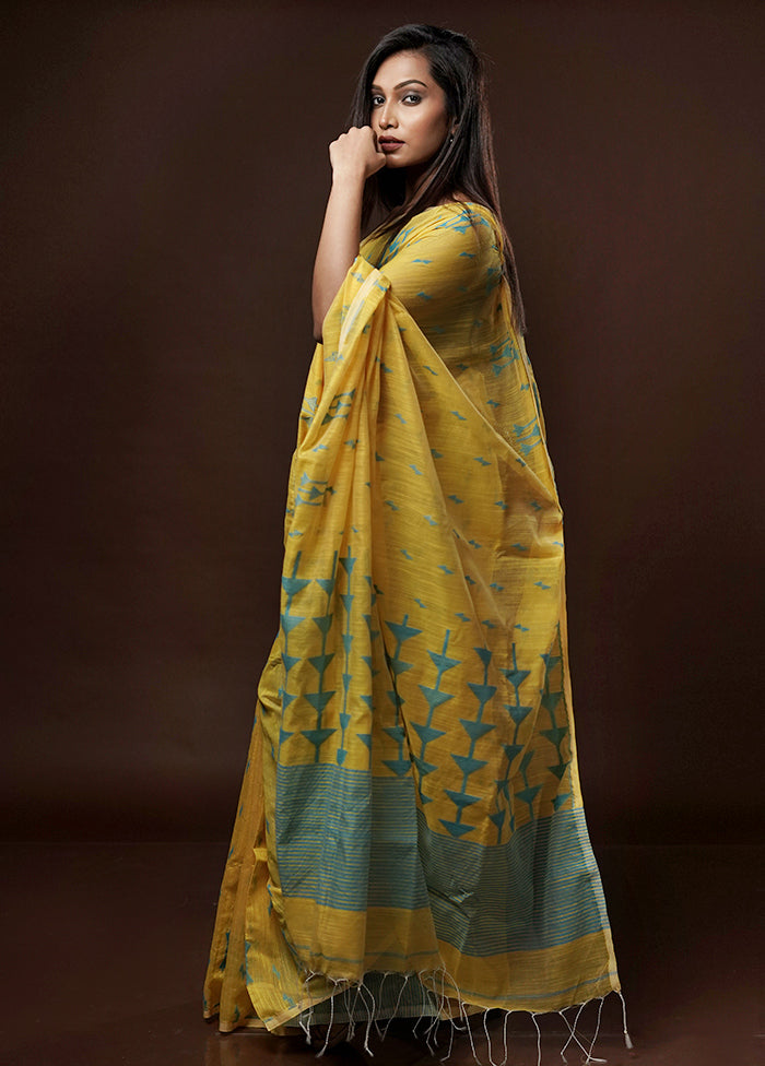 Yellow Cotton Saree With Blouse Piece