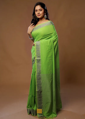 Green Cotton Saree With Blouse Piece