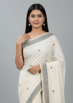 Cream Khadi Cotton Saree With Blouse Piece