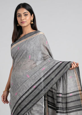 Grey Khadi Cotton Saree With Blouse Piece