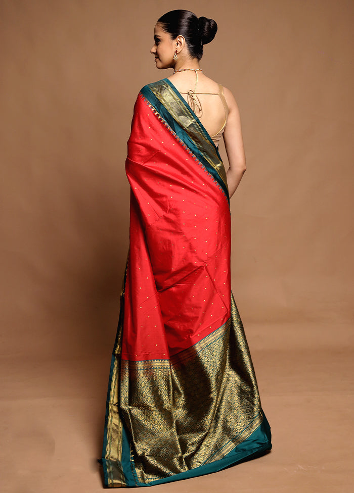 Red Kanjivaram Silk Saree With Blouse Piece