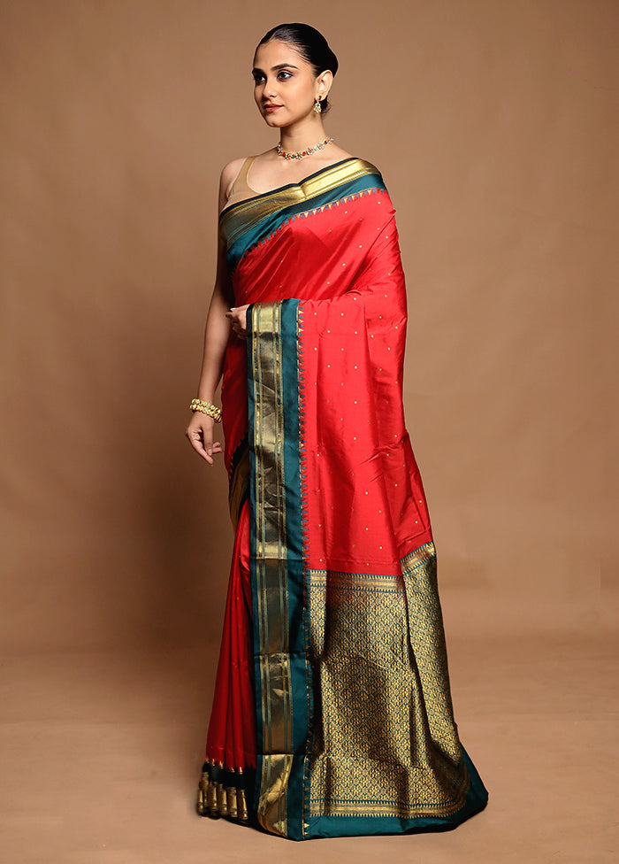 Red Kanjivaram Silk Saree With Blouse Piece