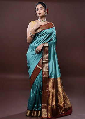 Green Kanjivaram Silk Saree With Blouse Piece