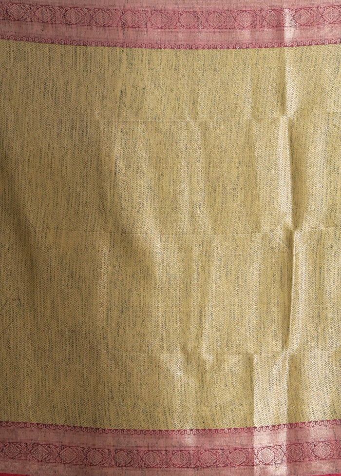 Green Dupion Silk Saree With Blouse Piece