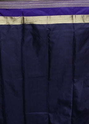 Red Kanjivaram Silk Saree With Blouse Piece