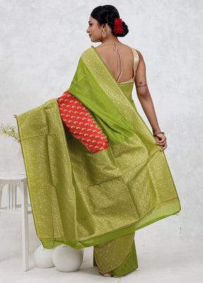Green Dupion Silk Saree With Blouse Piece