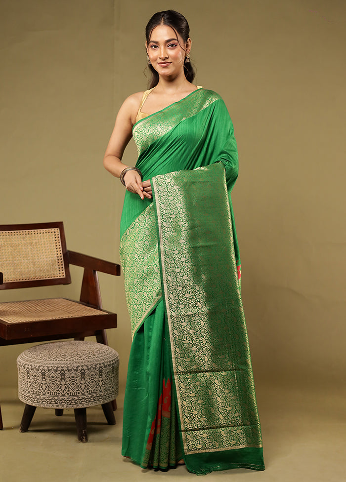 Green Dupion Silk Saree With Blouse Piece