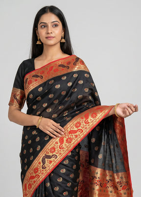 Black Kanjivaram Silk Saree With Blouse Piece