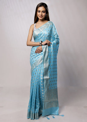 Blue Cotton Saree With Blouse Piece