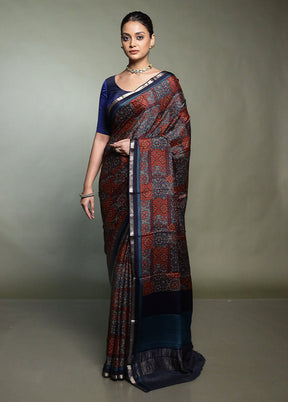 Blue Handloom Chiffon Pure Silk Saree With Blouse Piece