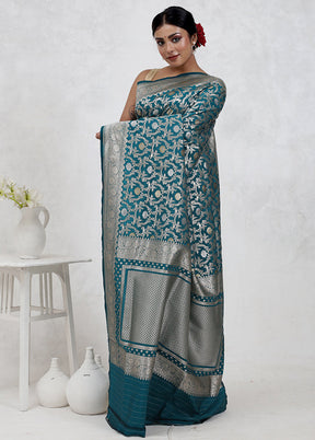 Green Uppada Silk Saree With Blouse Piece