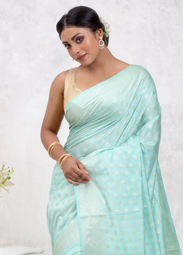 Green Pure Cotton Saree With Blouse Piece