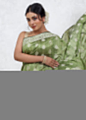 Green Kora Silk Saree With Blouse Piece