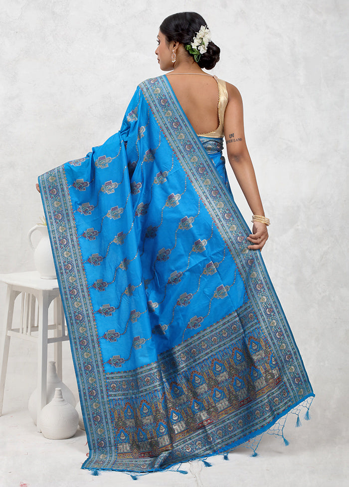 Blue Dupion Silk Saree With Blouse Piece