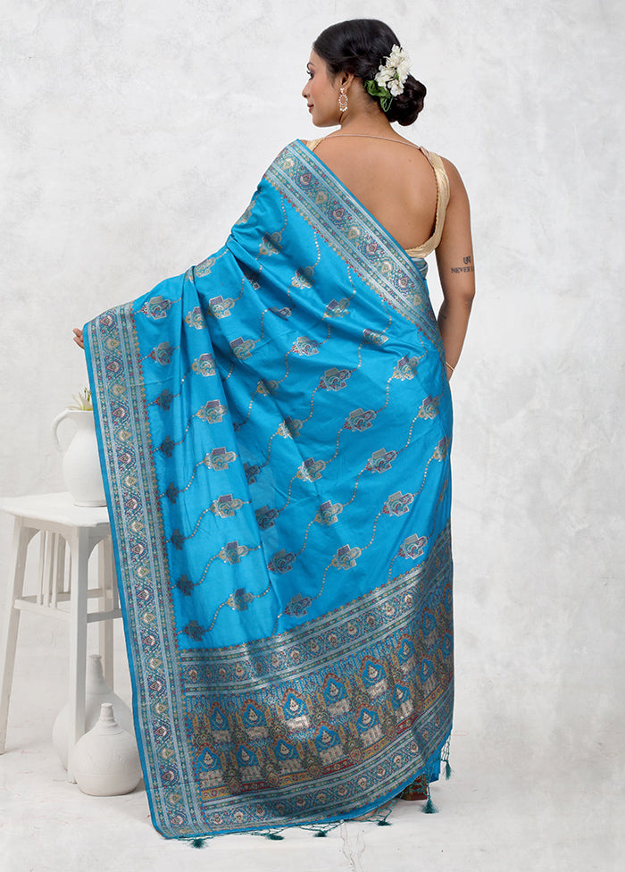 Blue Dupion Silk Saree With Blouse Piece