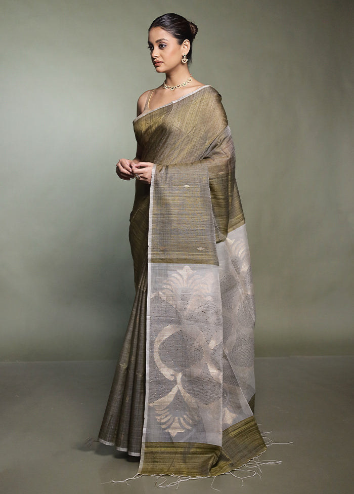 Grey Handloom Matka Pure Silk Saree With Blouse Piece