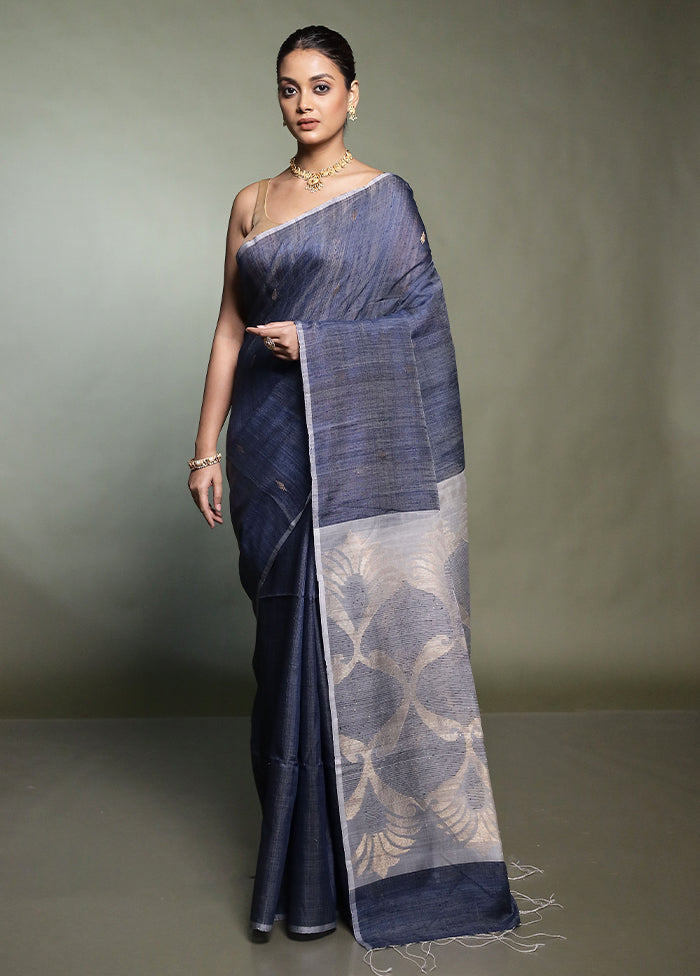 Grey Handloom Matka Pure Silk Saree With Blouse Piece