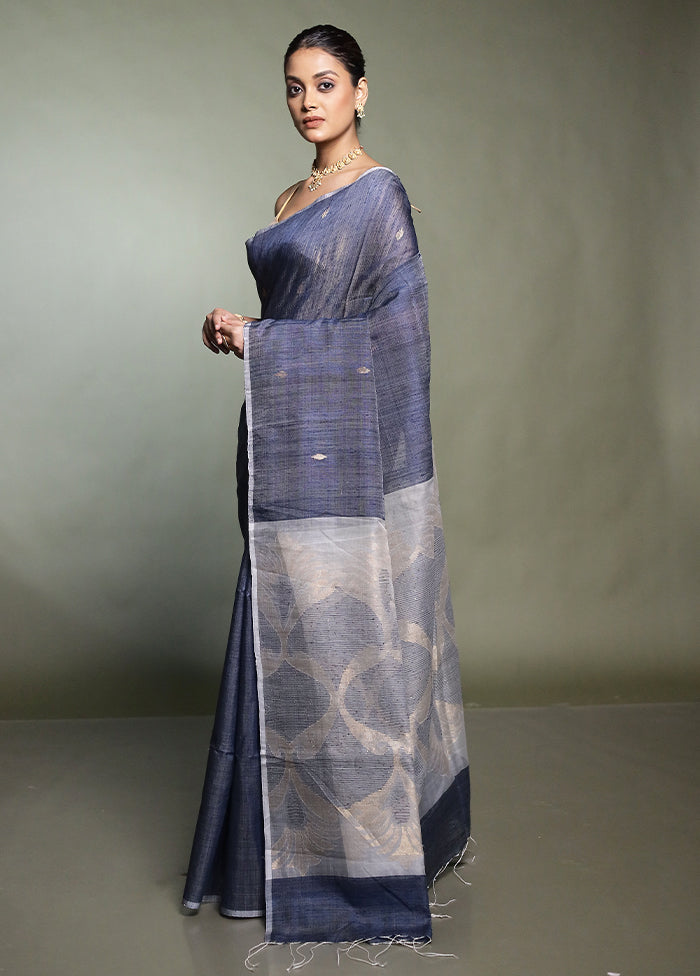 Grey Handloom Matka Pure Silk Saree With Blouse Piece