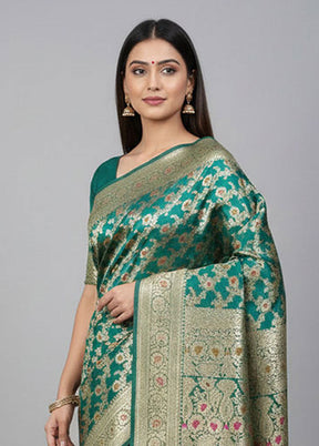 Green Banarasi Silk Saree With Blouse Piece
