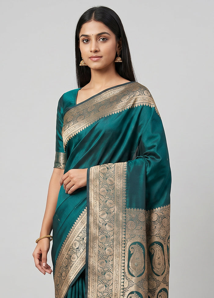 Green Banarasi Silk Saree With Blouse Piece