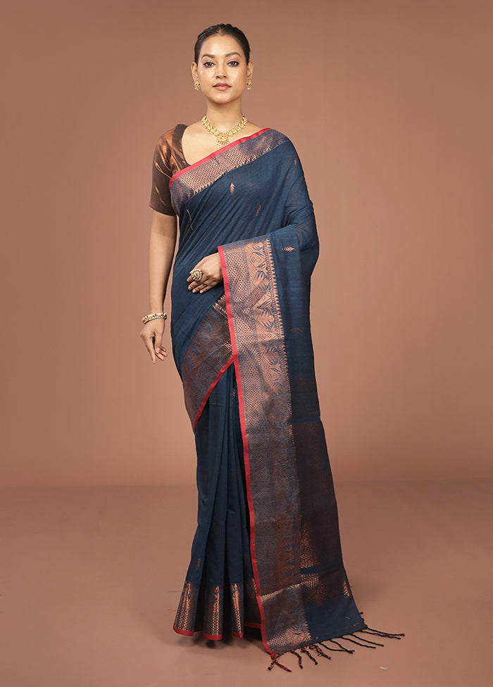 Blue Matka Silk Saree With Blouse Piece