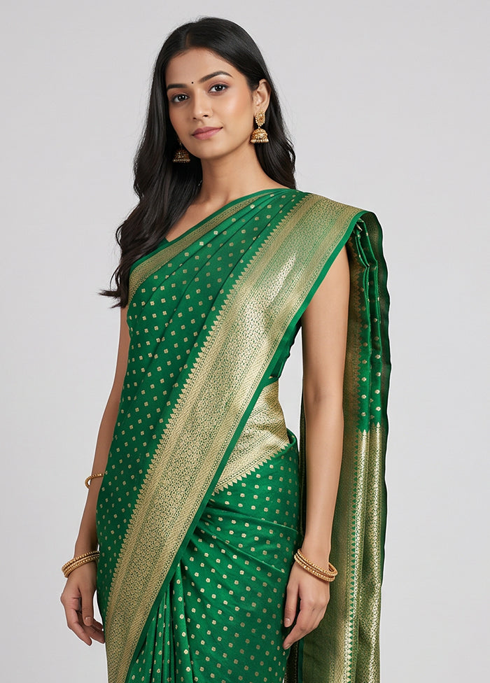 Green Uppada Silk Saree With Blouse Piece