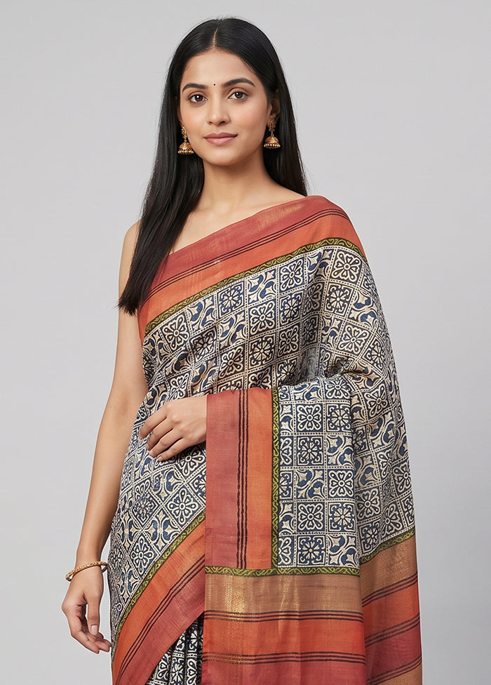 Red Printed Pure Silk Saree Without Blouse Piece