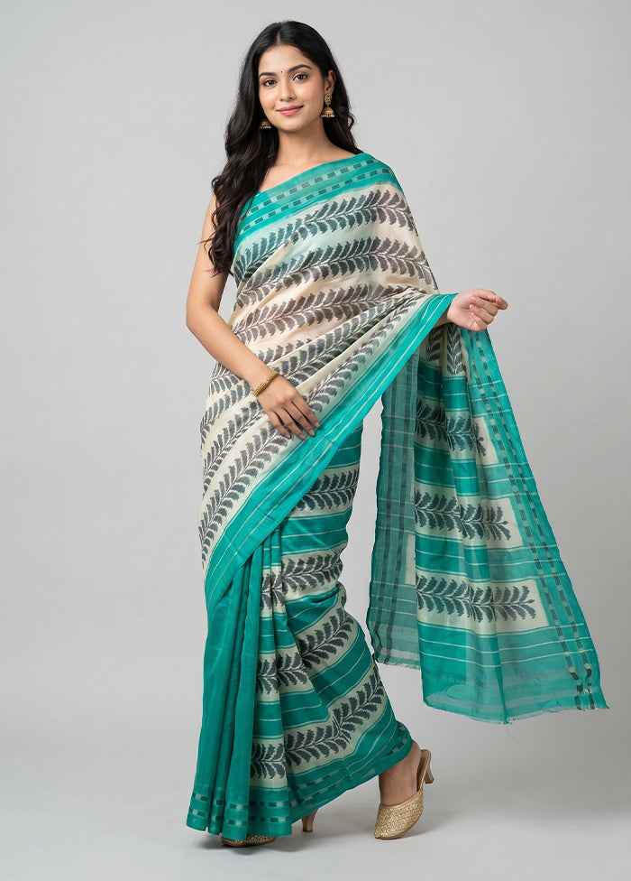 Cream Handloom Ikkat Pure Silk Saree With Blouse Piece
