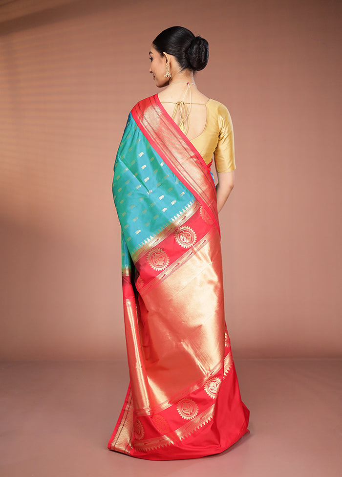 Green Kanjivaram Silk Saree With Blouse Piece