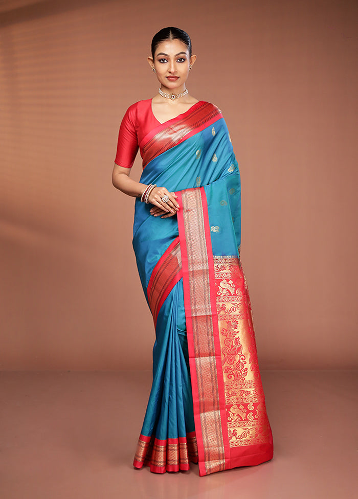 Green Kanjivaram Silk Saree With Blouse Piece