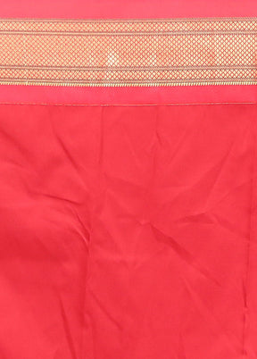 Green Kanjivaram Silk Saree With Blouse Piece