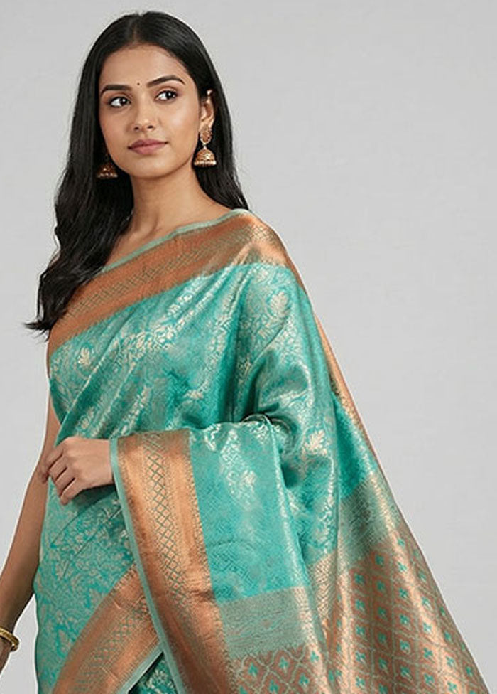 Green Kanjivaram Silk Saree With Blouse Piece