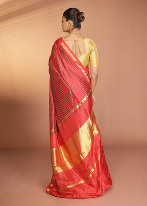 Red Handloom Kanjivaram Pure Silk Saree With Blouse Piece