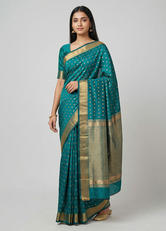 Green Kanjivaram Silk Saree With Blouse Piece