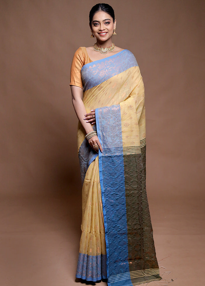 Cream Cotton Saree With Blouse Piece