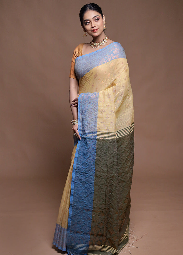 Cream Cotton Saree With Blouse Piece