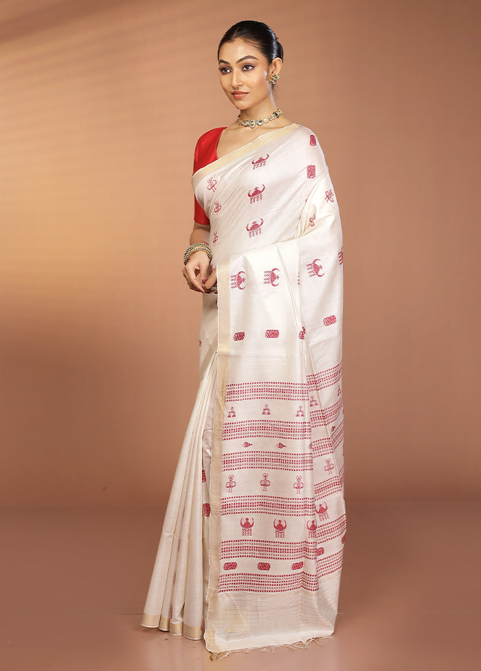 White Handloom Tussar Pure Silk Saree With Blouse Piece