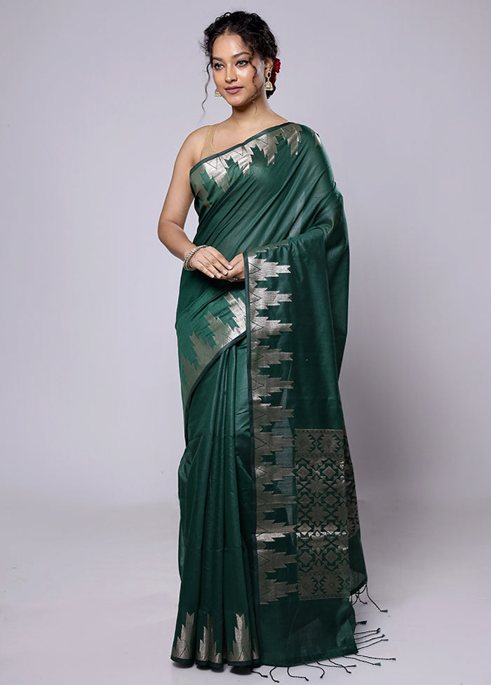 Green Cotton Saree With Blouse Piece