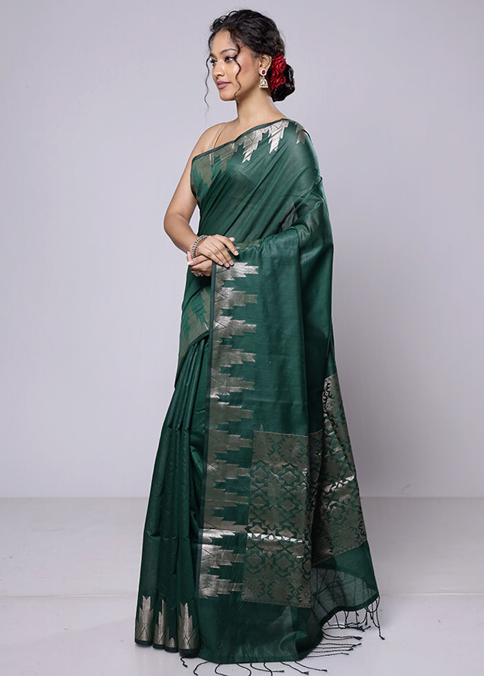 Green Cotton Saree With Blouse Piece