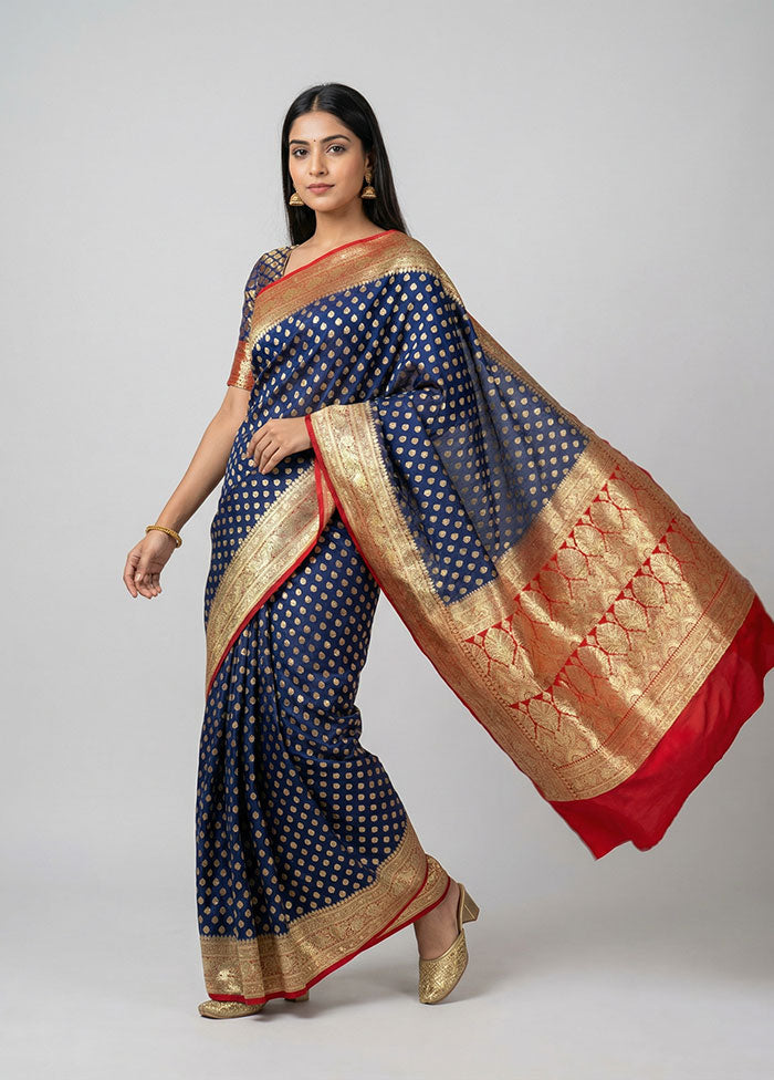 Grey Tanchoi Silk Saree With Blouse Piece