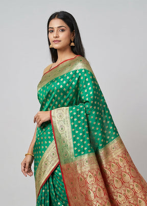 Green Tanchoi Silk Saree With Blouse Piece