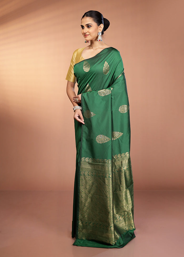 Green Kanjivaram Silk Saree With Blouse Piece