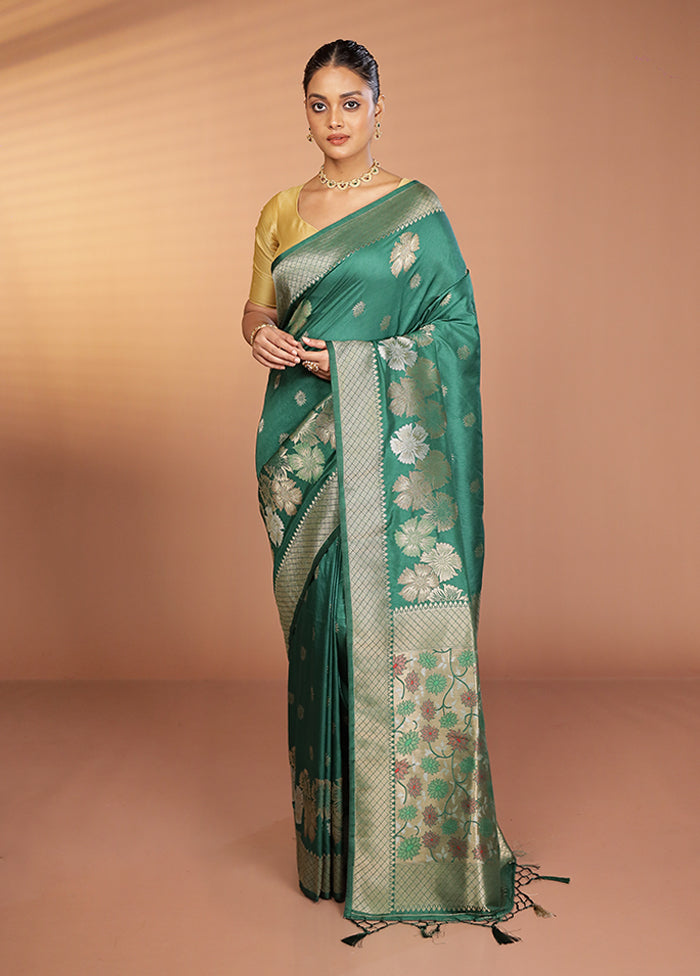 Green Dupion Silk Saree With Blouse Piece