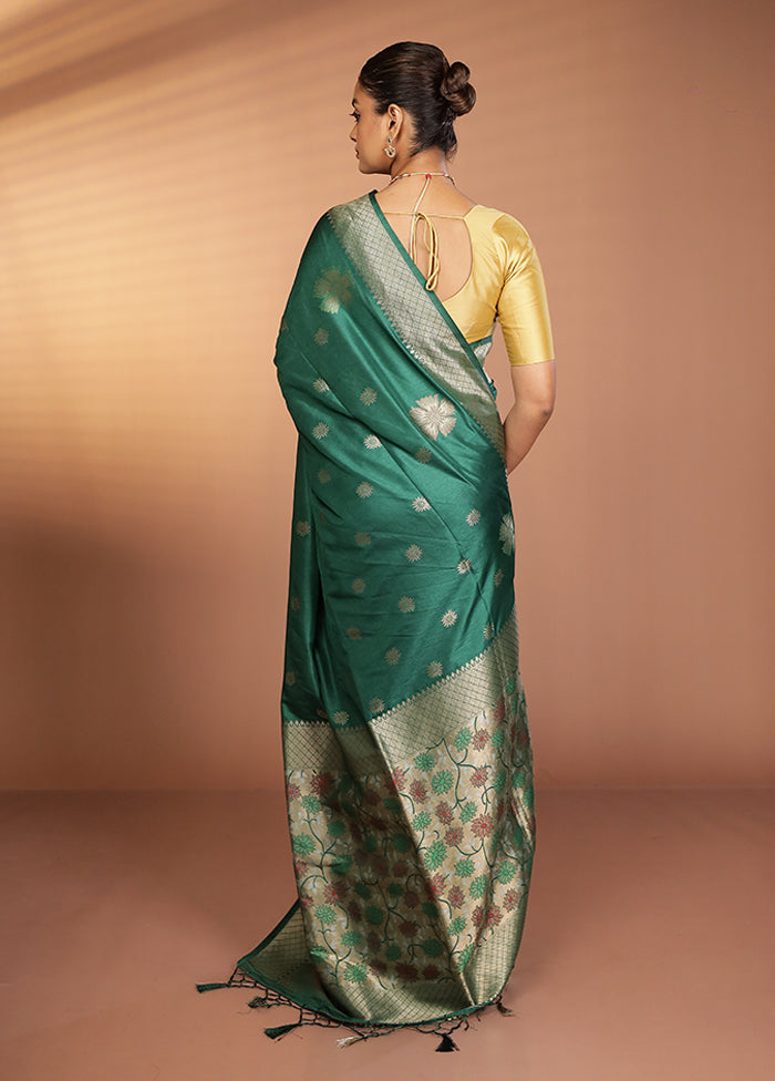 Green Dupion Silk Saree With Blouse Piece