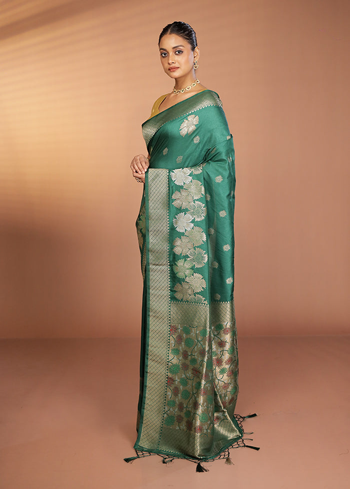 Green Dupion Silk Saree With Blouse Piece