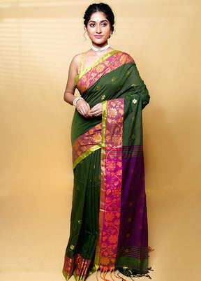Green Cotton Saree With Blouse Piece