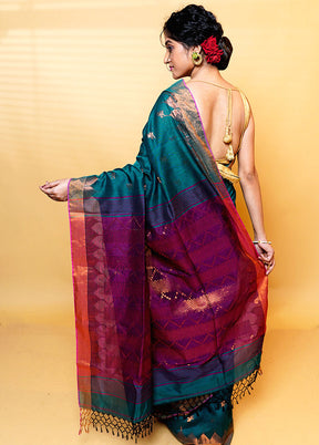 Green Cotton Saree With Blouse Piece