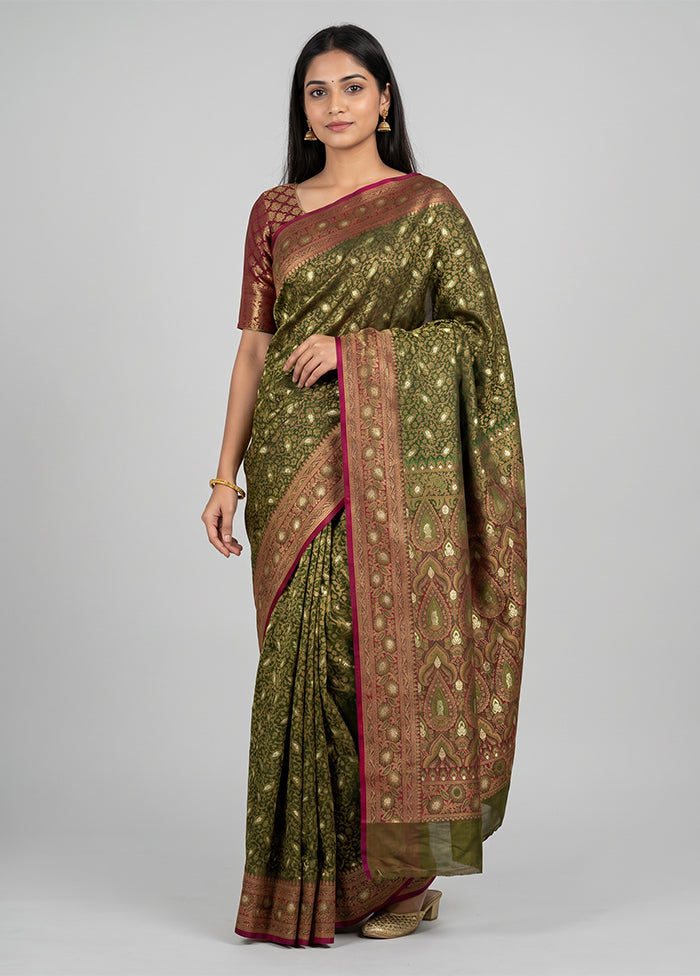 Green Tanchoi Silk Saree With Blouse Piece
